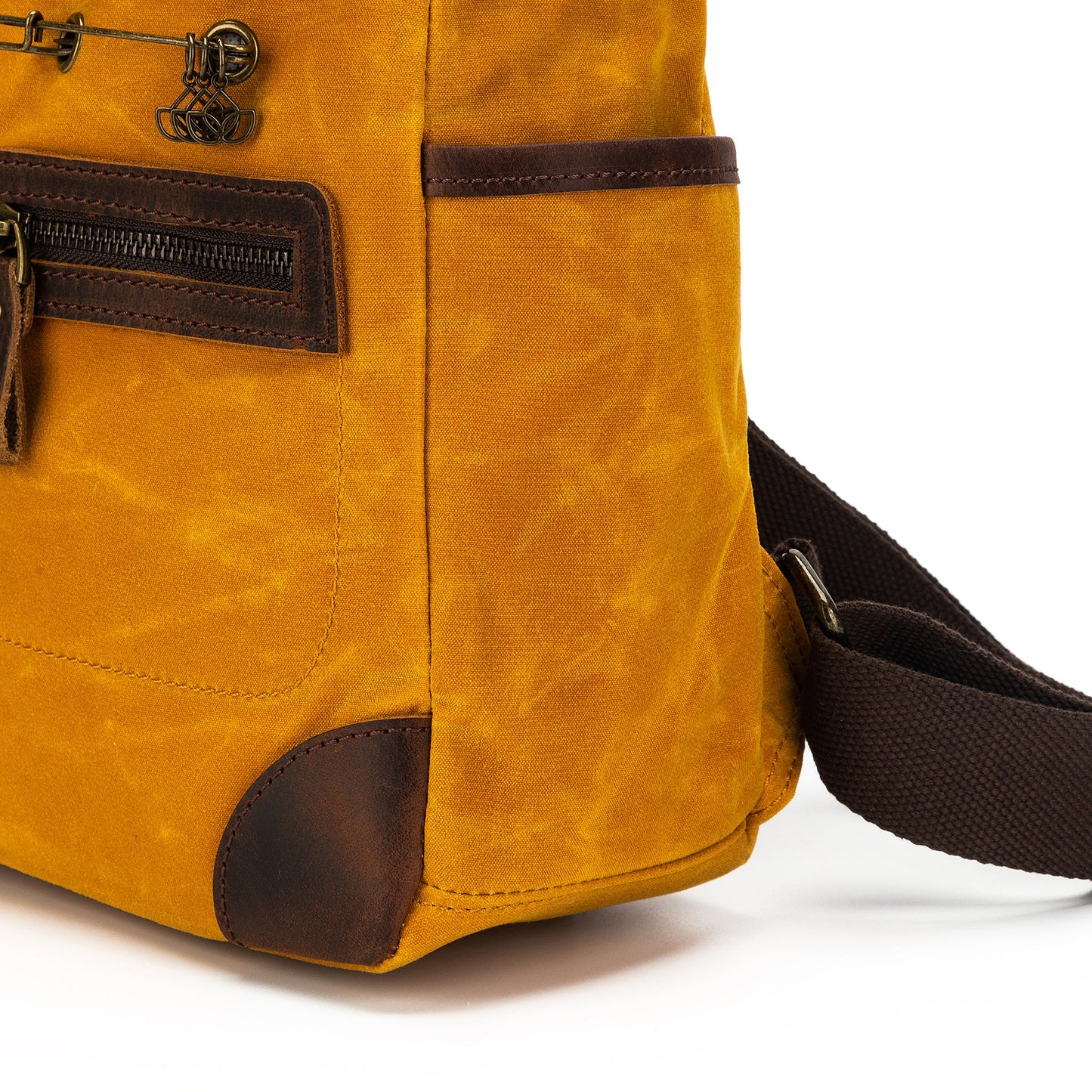 Maker's Midi Backpack by della q