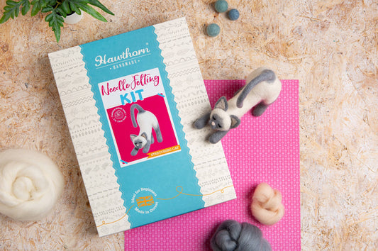 Stretching Cat Needle Felting Kit | Beginner Craft Kit