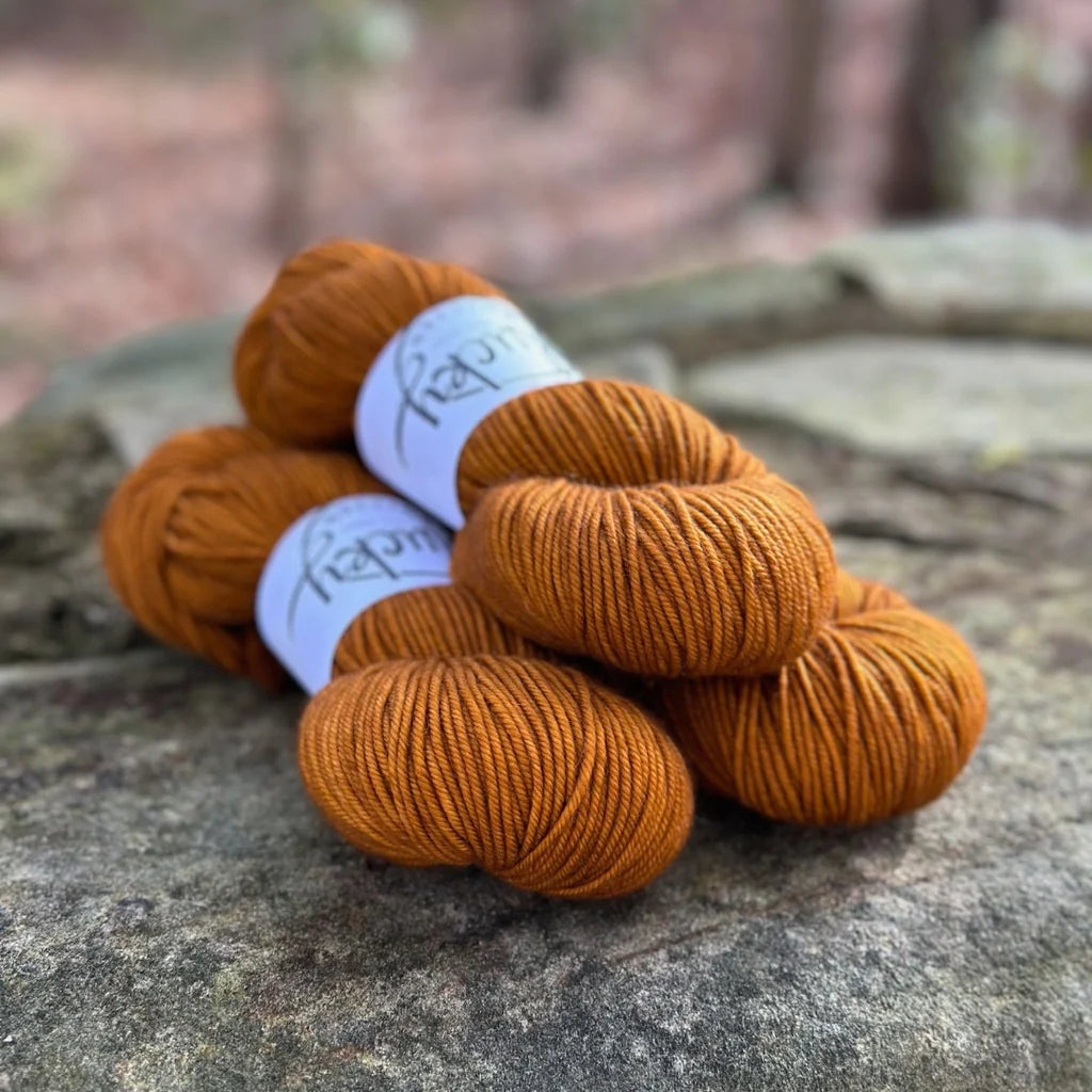 Primo Fingering by Plucky Knitter