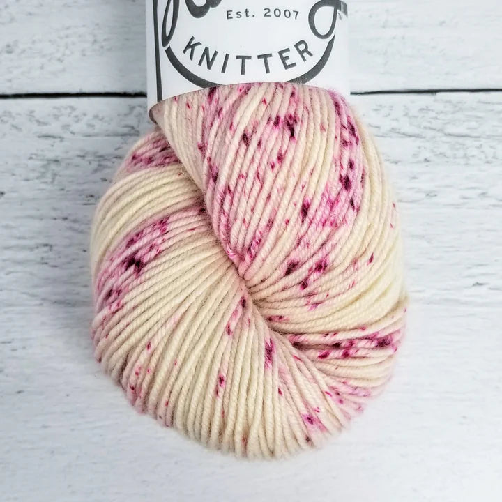 Grande Super Bulky by Plucky Knitter
