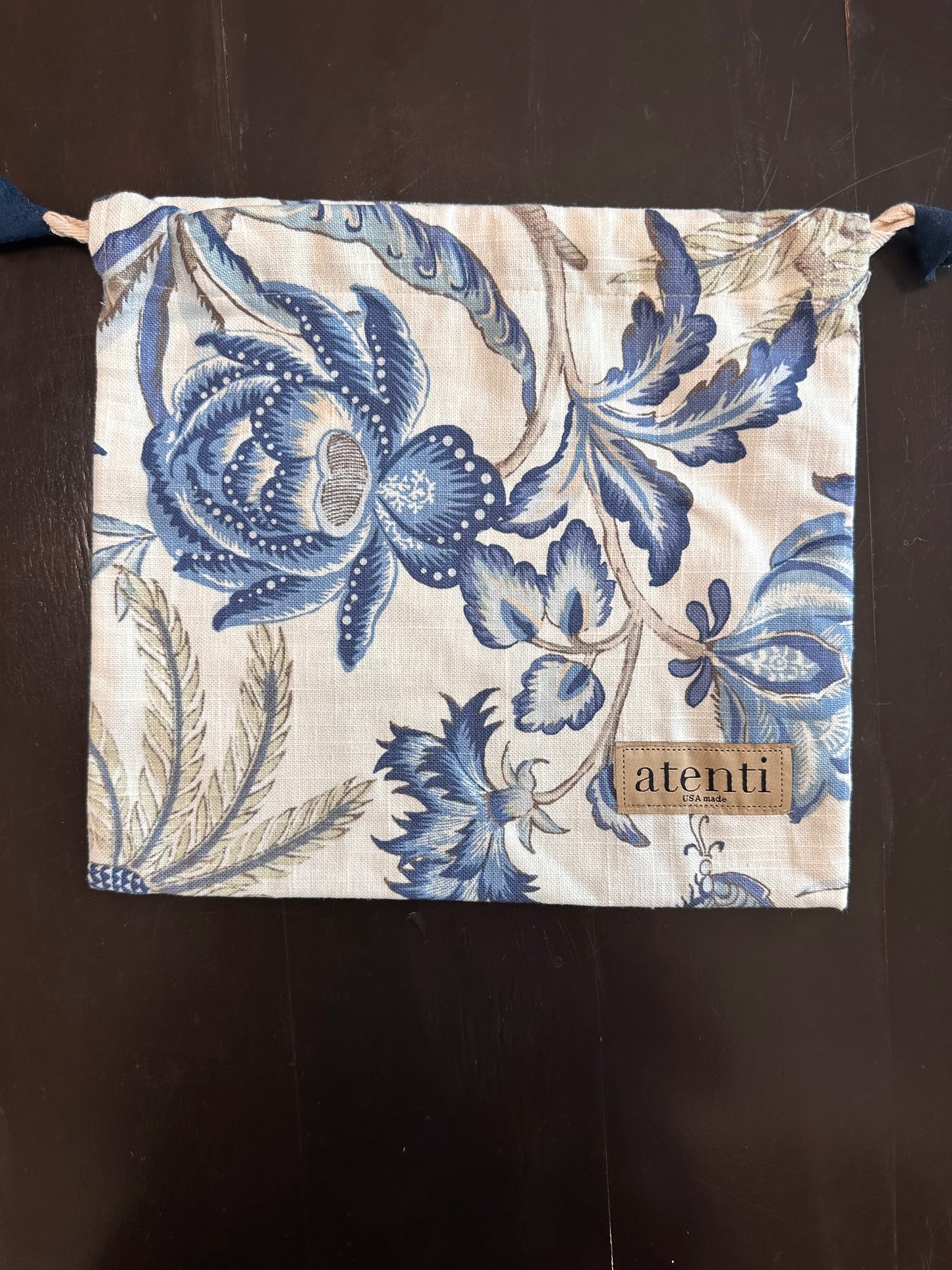 Perfect Drawstring Bag by Atenti