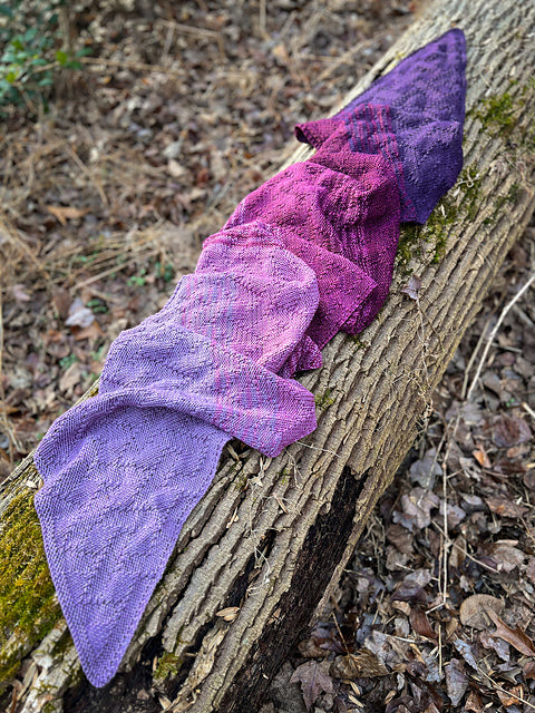 Textili Shawl by Tanis Gray Kit w/16 Worsted