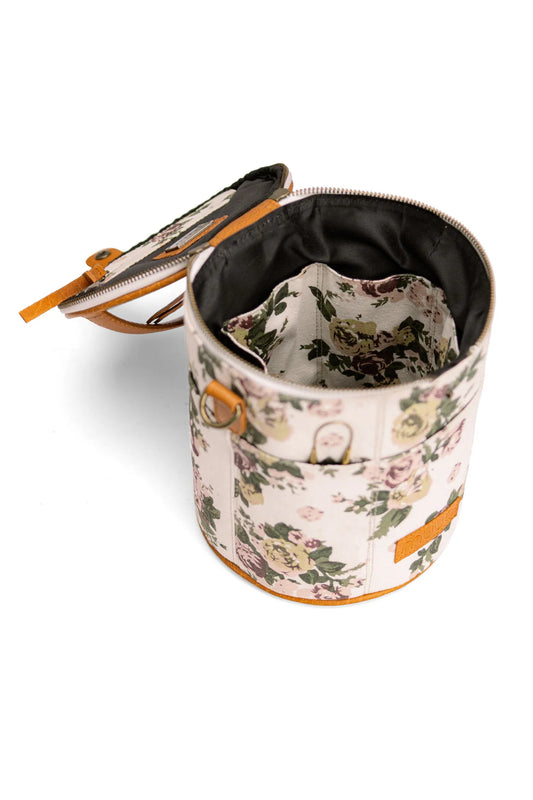 Canvas Saturn by Muud