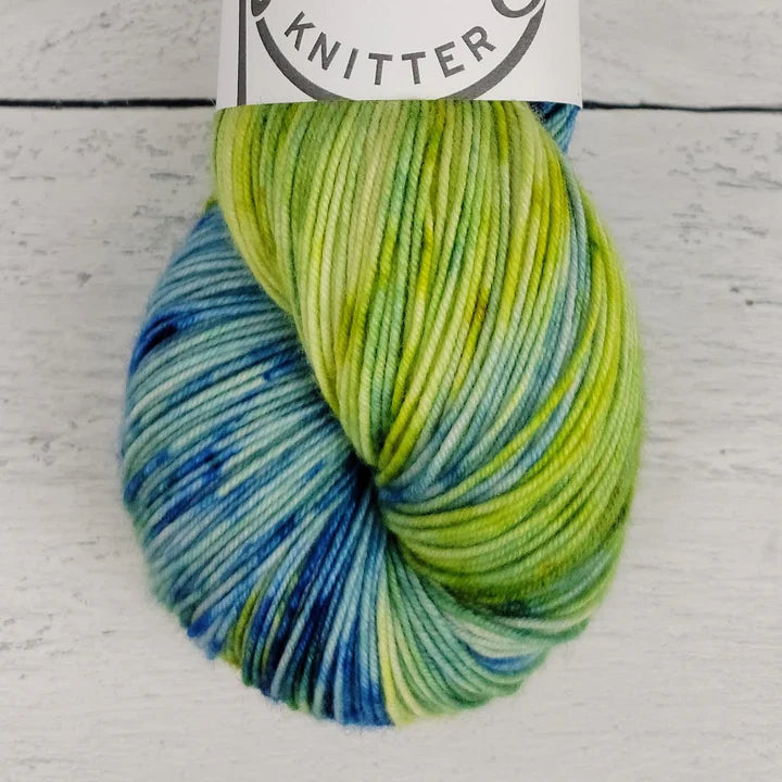 Grande Super Bulky by Plucky Knitter