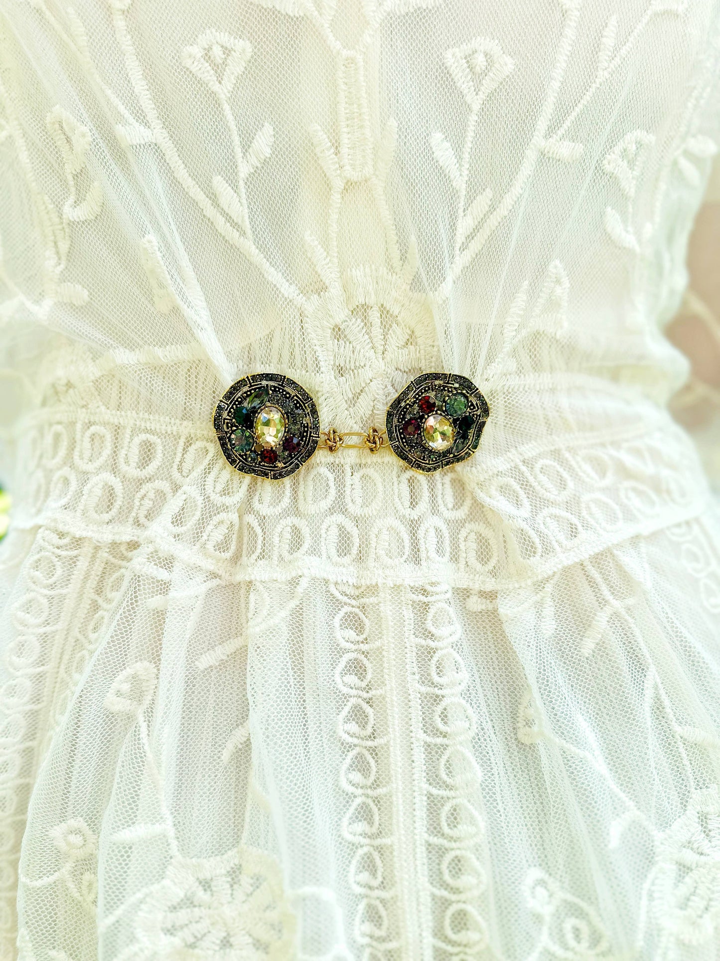Bejeweled Gold Baroque Cinch Clip, Sweater Clasp KardiKlip
