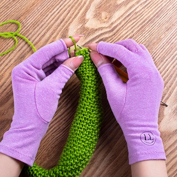 Compression Gloves by Lumos