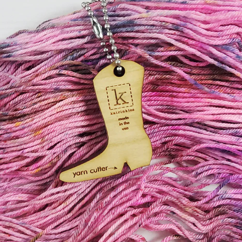 Boot Yarn Cutter by Katrinkles