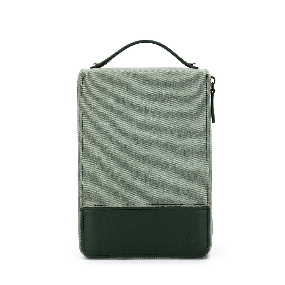 Della Q Circular Needlecase