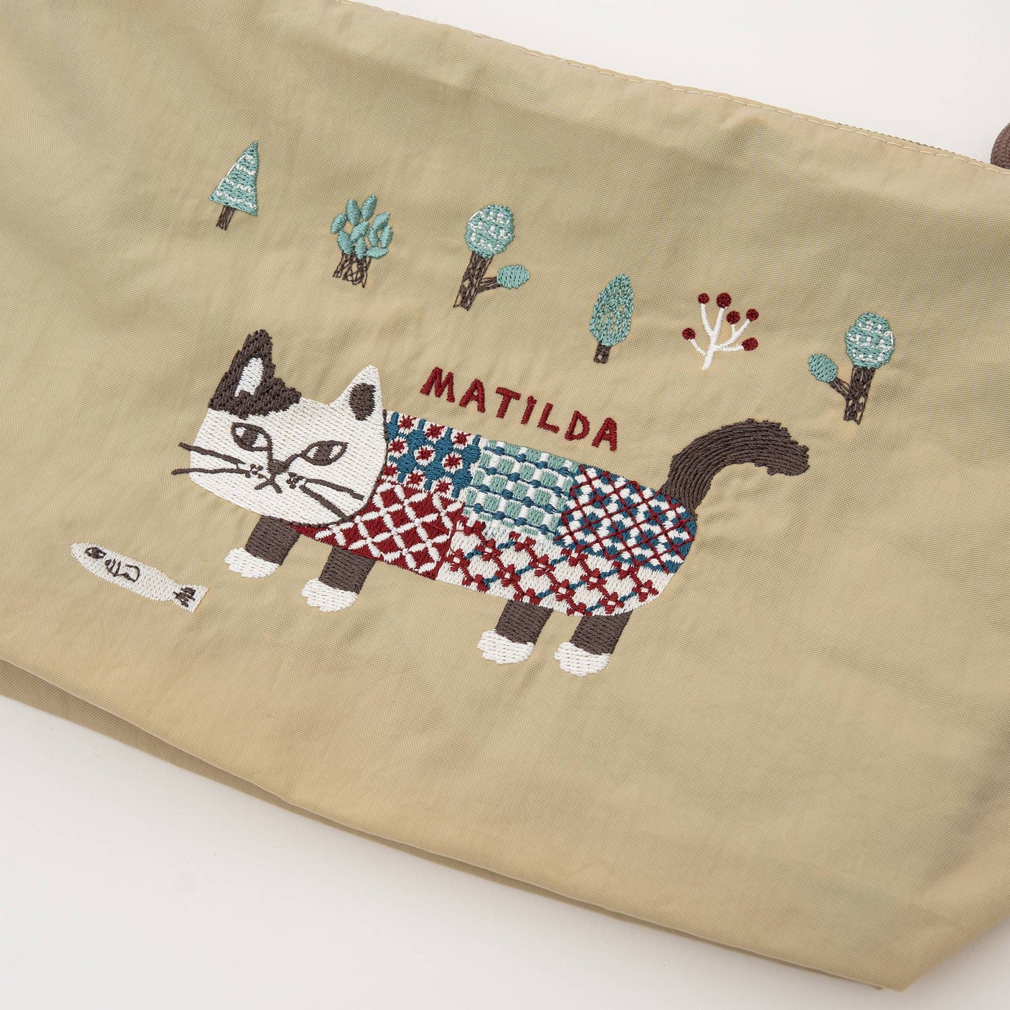 Kusuguru Japan Embroidered Cat Multi-Use Crossbody Bag