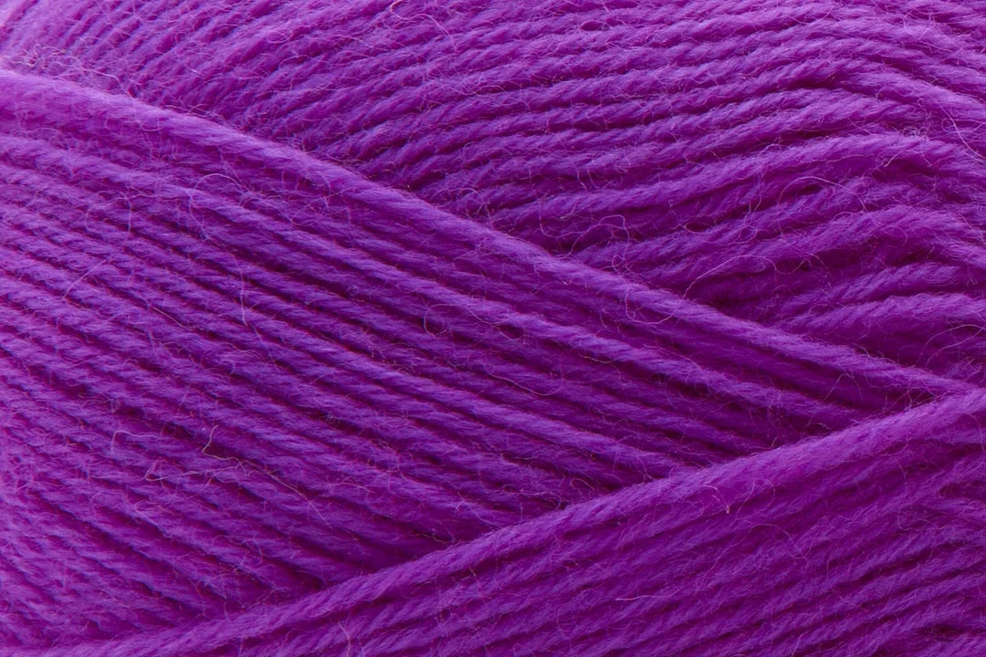 Uni Merino Mini by Universal Yarn