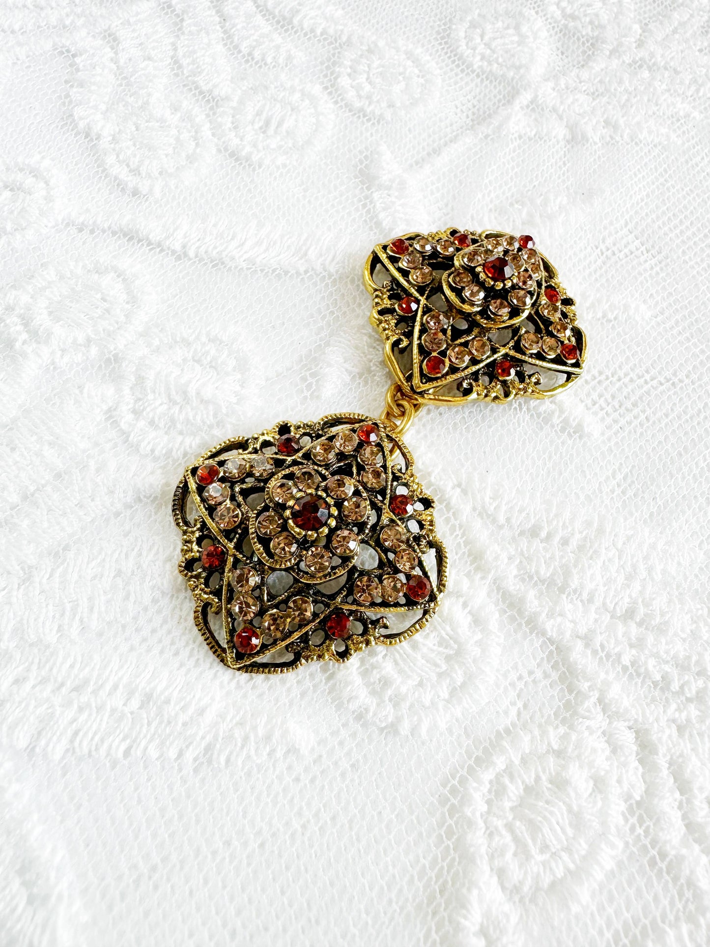 Brown & Gold Cinch Clip, Gilded Sweater Clasp KardiKlip