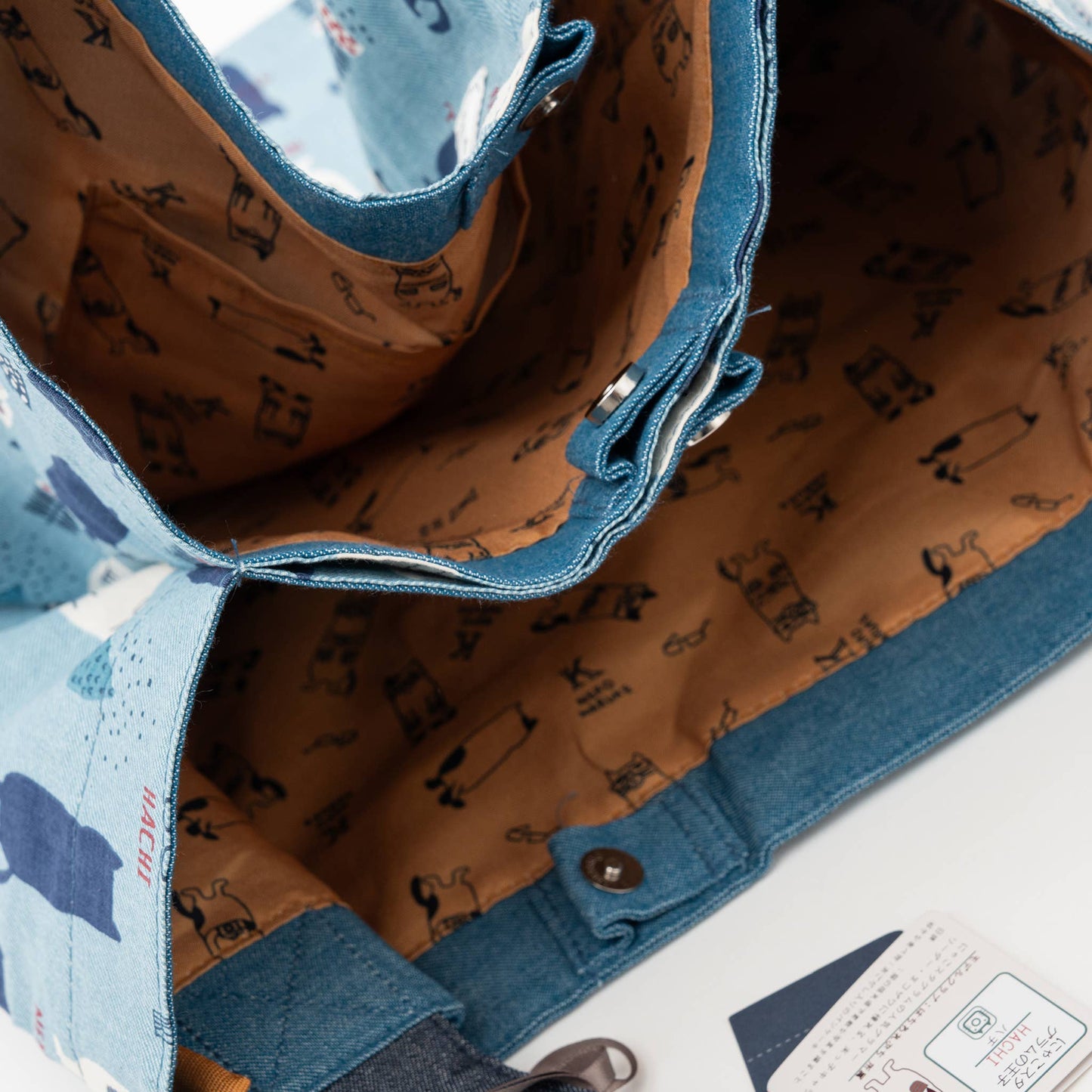 Kusuguru Japan Three Cats Embroidered Large Tote Bag - Blue