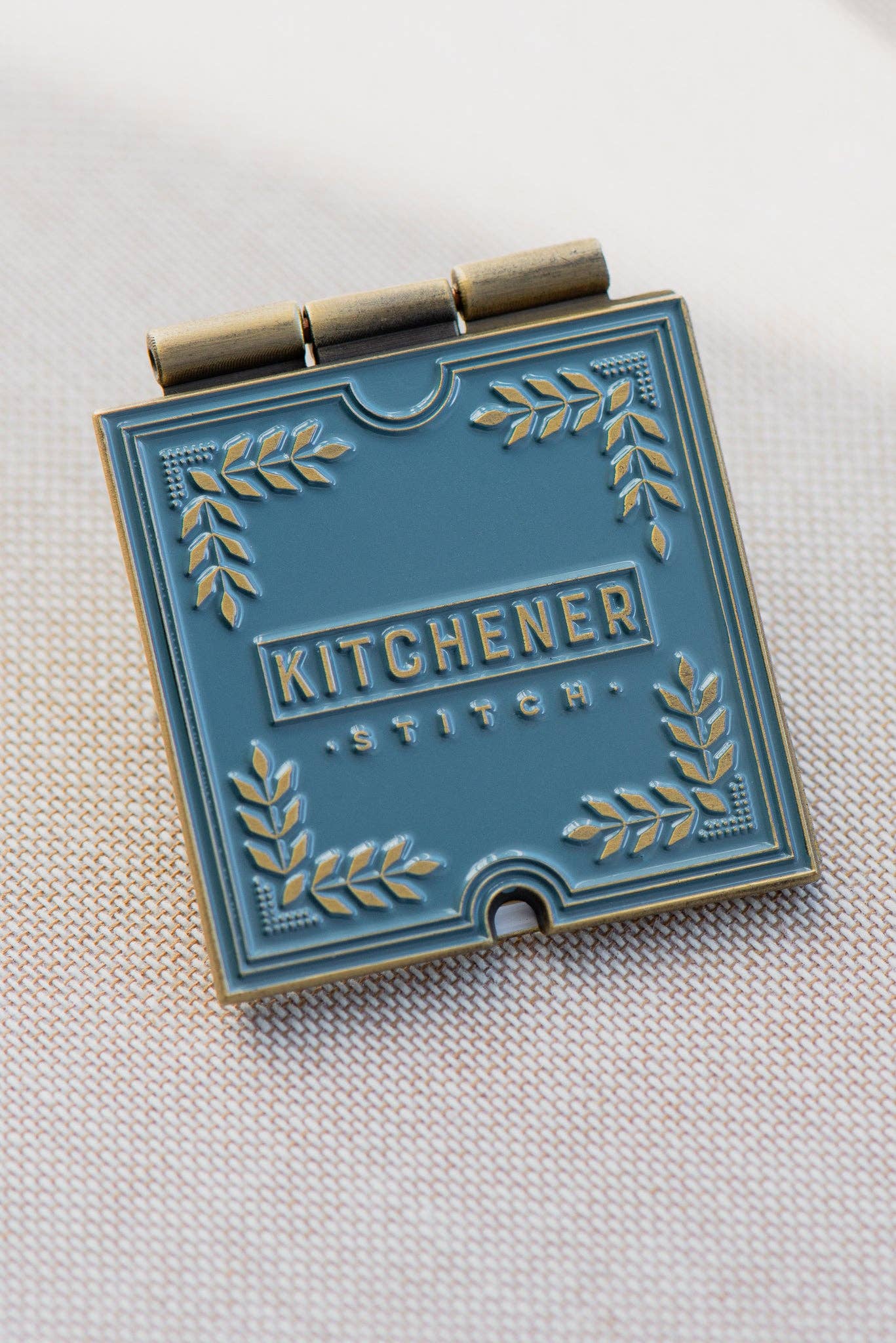 Kitchener stitch pin