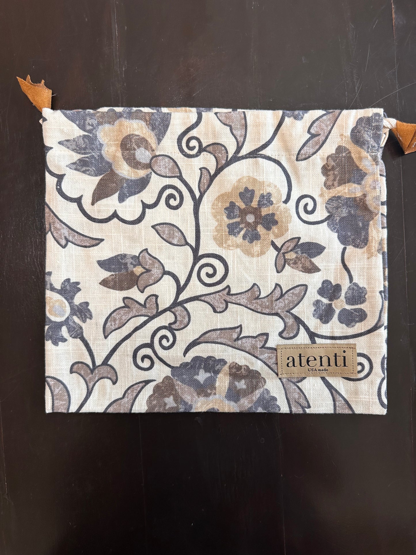 Atenti Trunk Show