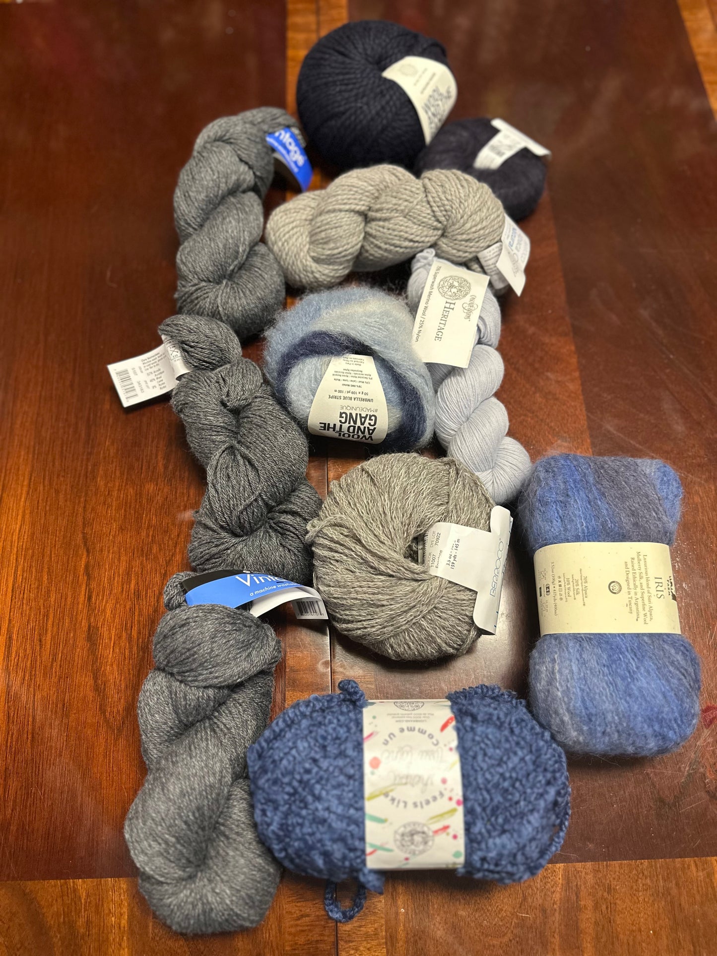 Squirrel's Delight Throw Kit