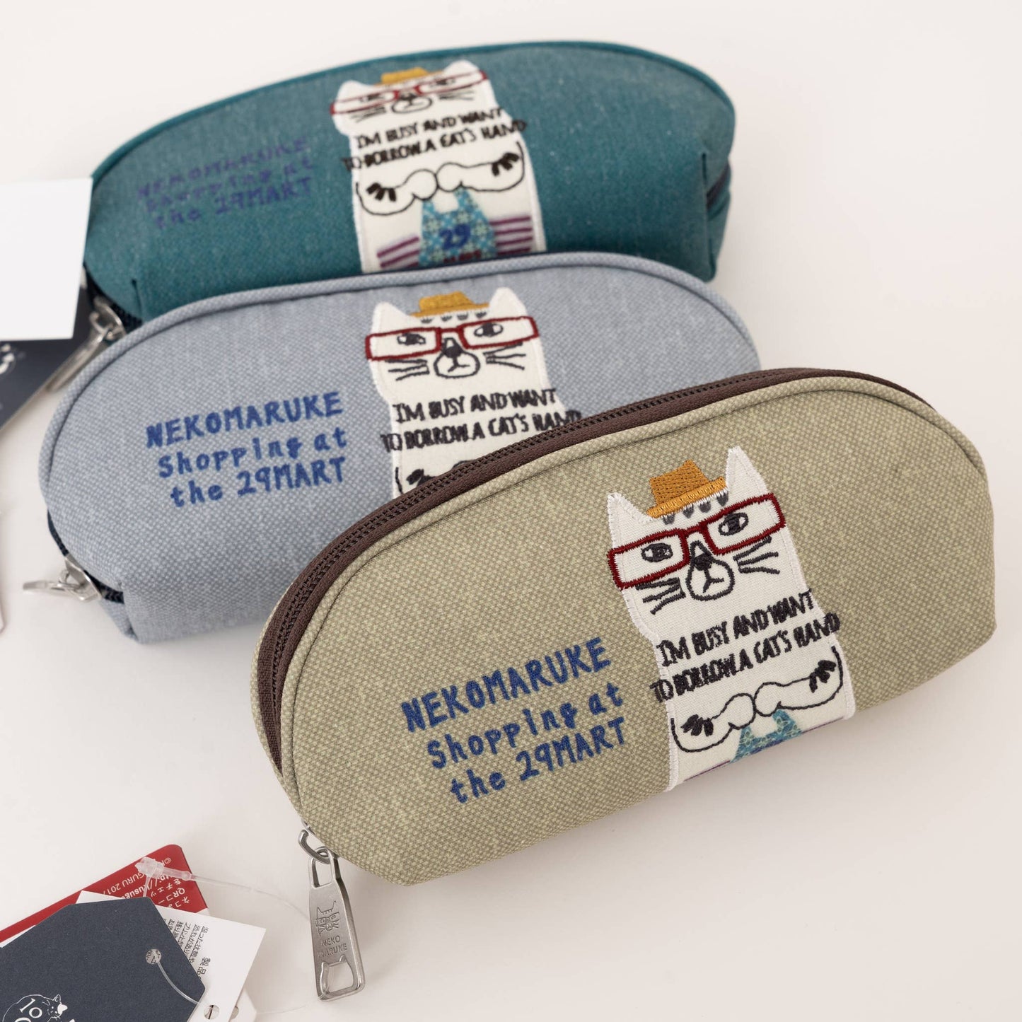 Kusuguru Japan Embroidered "Nekomaruke" Eyewear Case