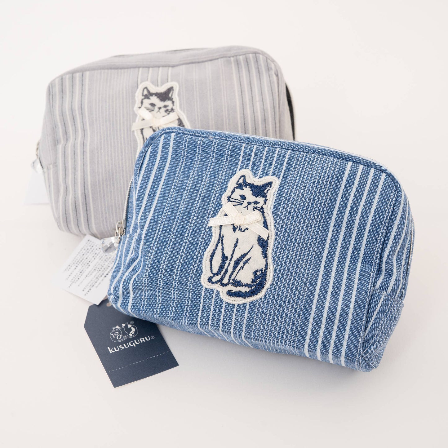 Kusuguru Japan Embroidered "Bowtie Cat" Multi-Dual Zi Pouch