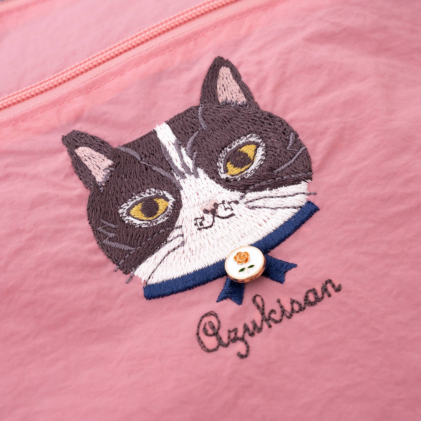 Kusuguru Japan Embroidered Cat Crossbody Bag Lightweight